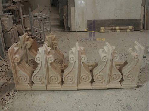 Sự đồng nhất về tỷ lệ và kích thước của các mẫu phù điêu đá nhờ công nghệ gia công CNC hiện đại.